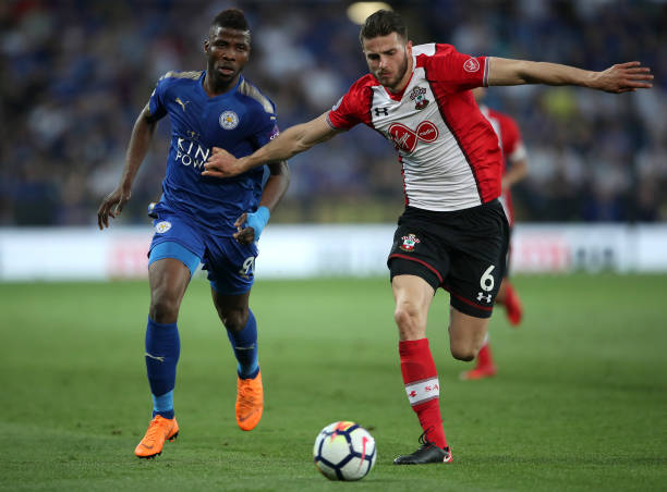 他在防守 他在防守