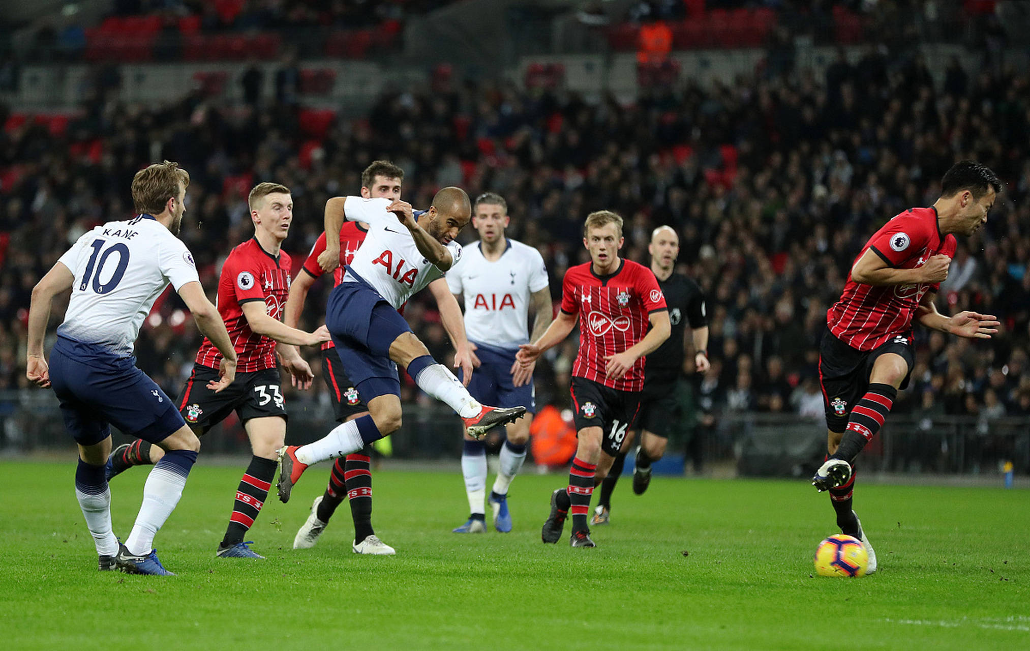 年轻内线在 年轻内线在